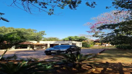 Retreat for up to 20 people, swimming pools, wi-fi, air conditioning, 8 minutes from Termas.