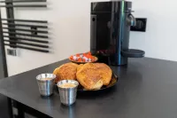 Black Suite Jacuzzi Disneyland