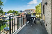 5 minutes from the Wadden Sea, vacation apartment with sauna