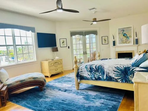 Reel Royale a Canal Home on Anna Maria Island highly esteemed Key Royale!