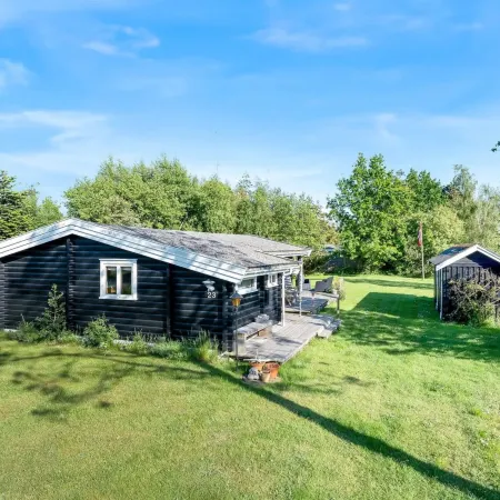 "Bengta" - 500m from the sea