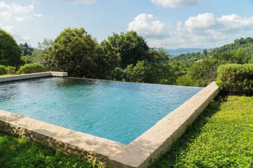 Domaine de la Cascade Parfumée - 4-Star
