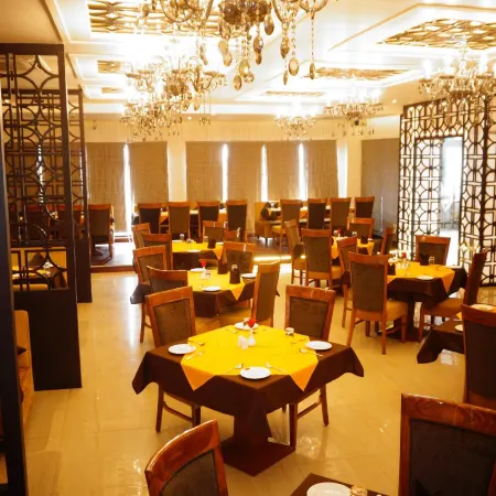 Hotel Golden Laurel Inn