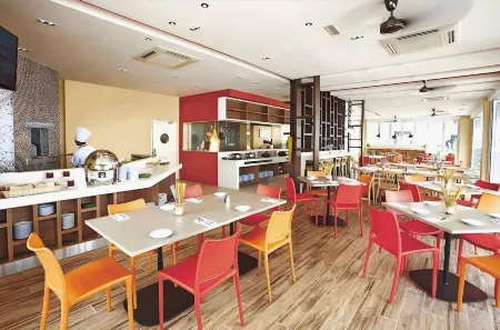 The Elopura Hotel Отели рядом с достопримечательностью «Agnes Newton Keith Home»