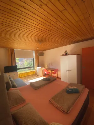 Exklusive Ferienwohnung Miro 25 m² in Ruhiger Lage