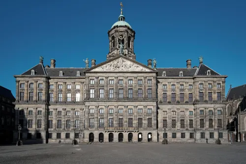 The Pavilions Amsterdam, The Toren