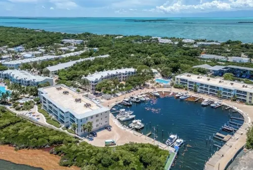Mariner’s Club, Key Largo Home!!! 4Bedroom 4Bathroom Tropical Oasis - Gym