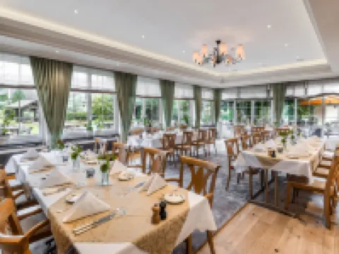 ロマンティック ホテル シュヴァイツァーホフ グリンデルヴァルトのホテル