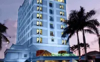 Grand Candi Hotel