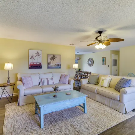 Fort Pierce Vacation Rental Walk to Beach and Jetty