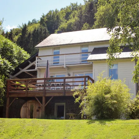 Holiday Home in Jupille near Forest Trails