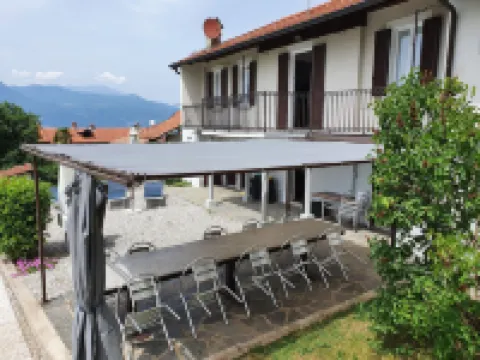Holiday Home near Lago Maggiore Pool