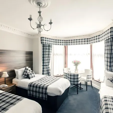 Argyll Guest House Отели рядом с достопримечательностью «Парк Келвингроув»