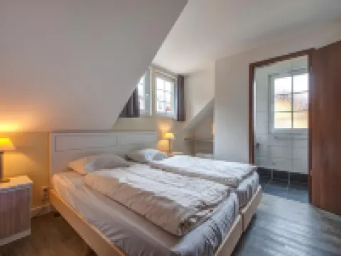 Villa with Bubble Bath, Solarium and Fireplace Hotels in Dahlem