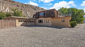 Spacious 5-bedroom house with WiFi, AC in charming Palisade