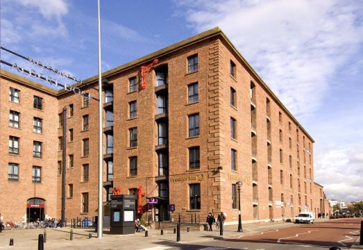 앨버트 독 호텔 외관