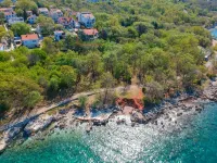 Lina Hotels in Njivice