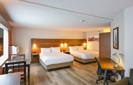 Holiday Inn Express 霍頓 - 基威諾