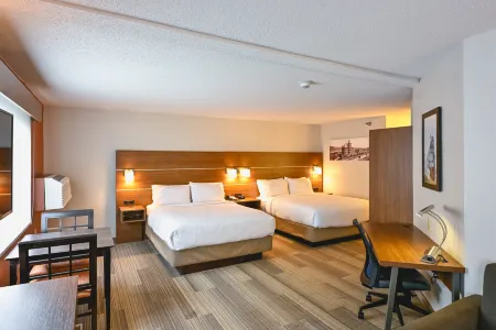 Holiday Inn Express Houghton-Keweenaw Отели в г. Юг Рейндж