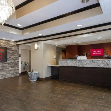 Red Roof Inn & Suites Dover Downtown