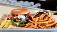 Holiday Inn & Suites PHOENIX AIRPORT NORTH by IHG - Morgenmad