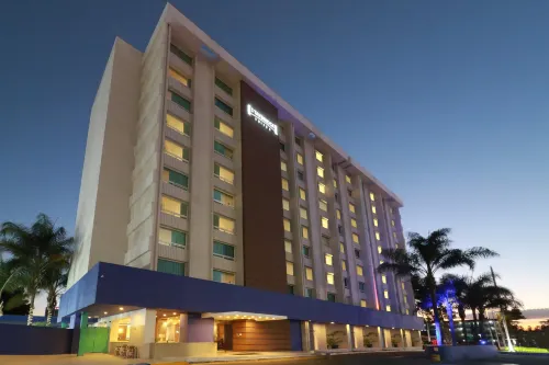 Staybridge Suites GUADALAJARA EXPO by IHG - appartements de vacances