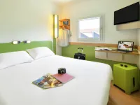 Ibis Budget Clermont-Ferrand Sud Aubière - 주차장