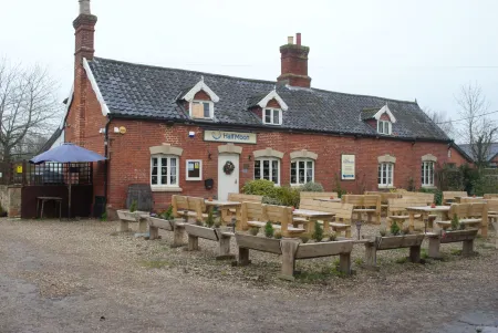 The Half Moon Inn Отели в г. Diss