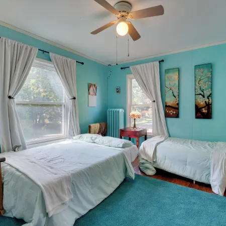 2 Miles to Dtwn! Idyllic Rochester Apt w/ Hot Tub