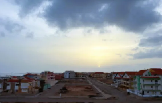 JoLi Beach House - Charming Second Floor T1 Center - with balcony