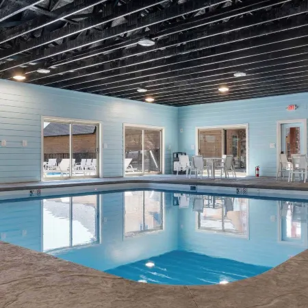 Two Pines Endless Views and Attractions!