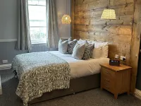 The Pelican Inn Hotels in Froxfield
