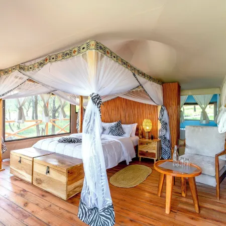 Kumbukumbu Serengeti Safari Camp Hotels in Serengeti