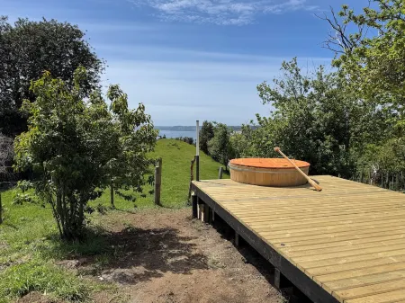 Refugio Carpinteros Chiloé Отели в г. Чилоэ