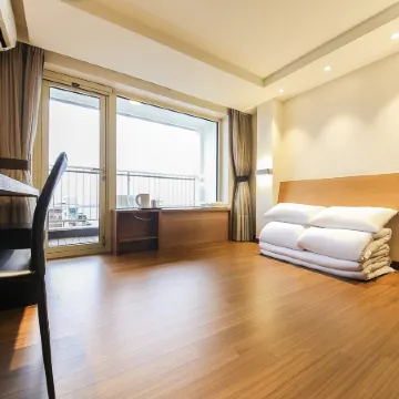 Winners Hotel Отели рядом с достопримечательностью «Библиотека «Сунджу»»