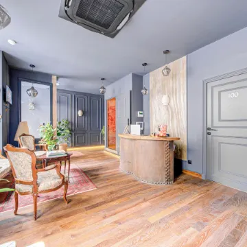 Hôtel Maât Batignolles Отели рядом с достопримечательностью «17-й округ: Батиньоль»