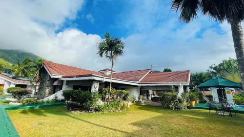 Villa Caballero - parking