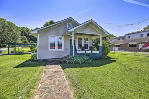 Cozy Damascus Cottage w/ Porch & Trail Access! - 3-Sterne