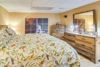 Hike, Golf & Explore: Pet-friendly Apt in Etowah - 3-Star