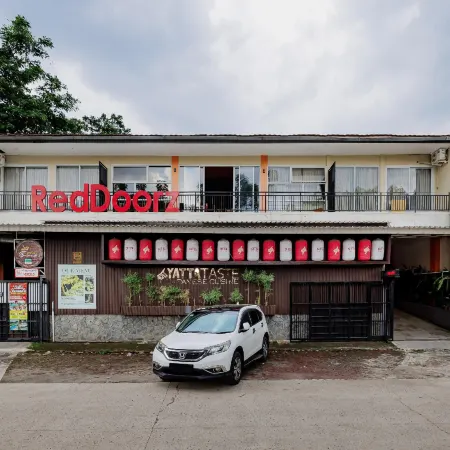 RedDoorz Near Exit Toll Bogor