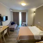 Resol Hotel - parking