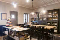 Apeiros Chora Hotel