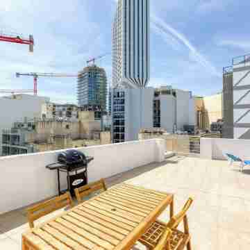 The Joker s Penthouse at Roulette in St Julian s Others