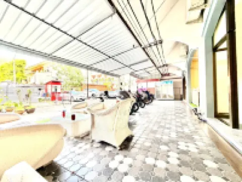 Patong Adventure Residence Hotel berhampiran Masjid Nurul Islam Mosque | مسجد