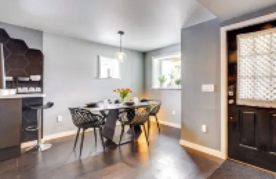 'Little House on the Lot' Dryden Townhome: Pets OK