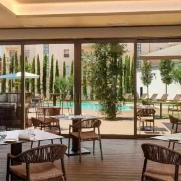 Antum Hotel