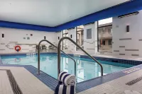 La Quinta Inn & Suites By Wyndham Kelowna Bc