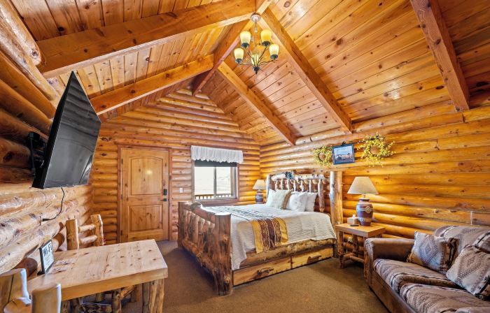 Bryce Canyon Log Cabins