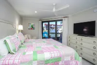 Pointe Santo Newly Renovated Gulf View Ground Floor 2BR Condo - 3-نجوم