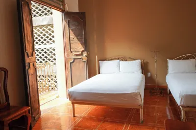 OYO Hotel El Conquistador フリーマーケット周辺のホテル